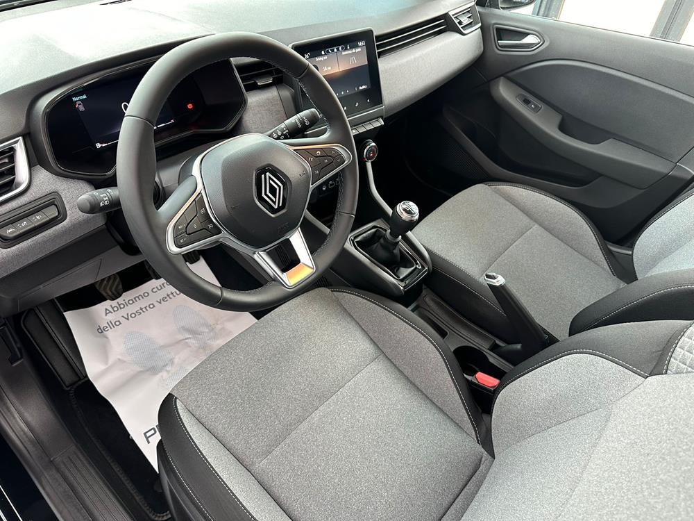 Renault Clio Techno berlina Benzina