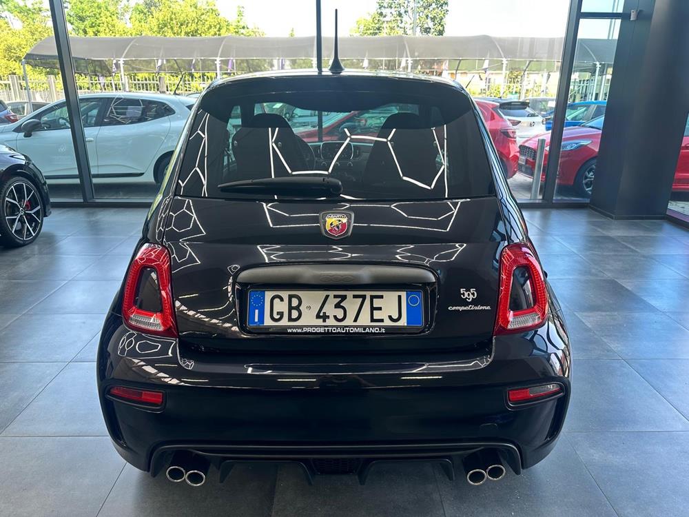 Abarth 595 Competizione berlina Benzina