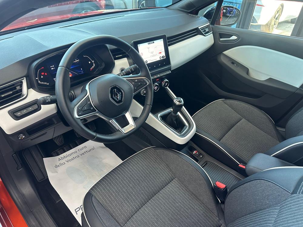 Renault Clio Intens berlina Benzina