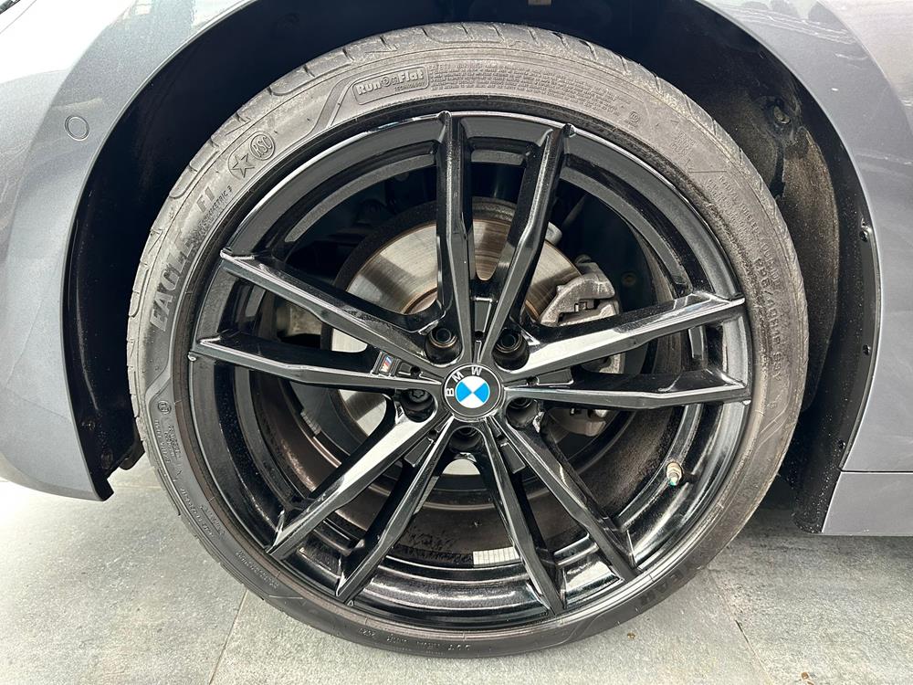 Bmw 320i M-Sport berlina Benzina