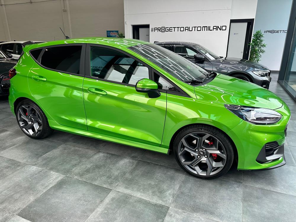 Ford Fiesta ST ST berlina Benzina